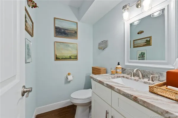 $875,000 | 4304 Southeast Fairway East, Stuart, FL 34997