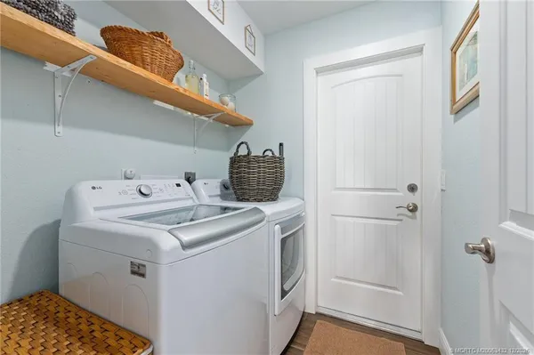 $875,000 | 4304 Southeast Fairway East, Stuart, FL 34997