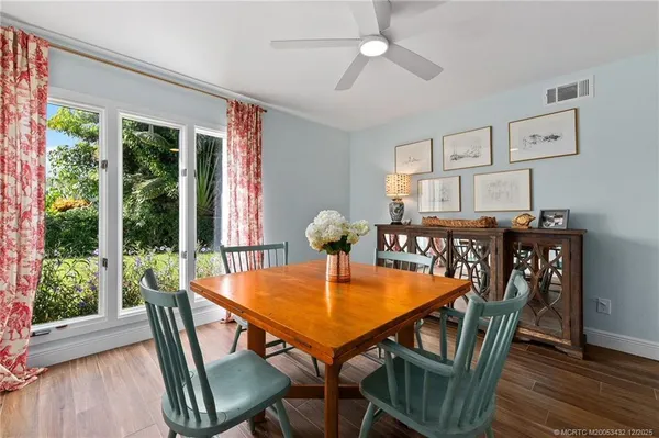 $875,000 | 4304 Southeast Fairway East, Stuart, FL 34997