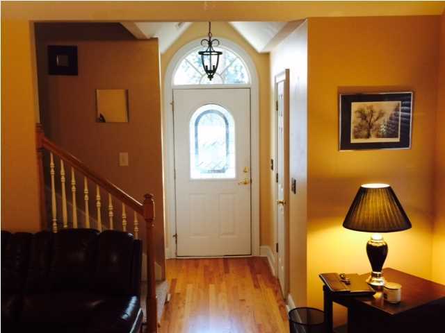 652 Fair Spring Drive Charleston, SC 29414 - Photo 5 of 23 Foyer