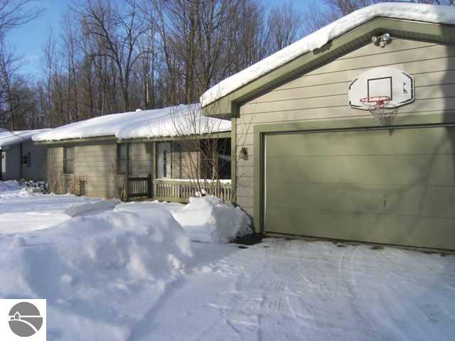 1941 Lardie Road Traverse City, MI 49696 - Photo 3 of 23 1723163-2.JPG