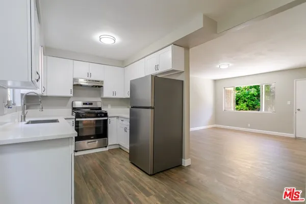 $350,000 | 420 North Market Street, Unit 15, Inglewood, CA 90302
