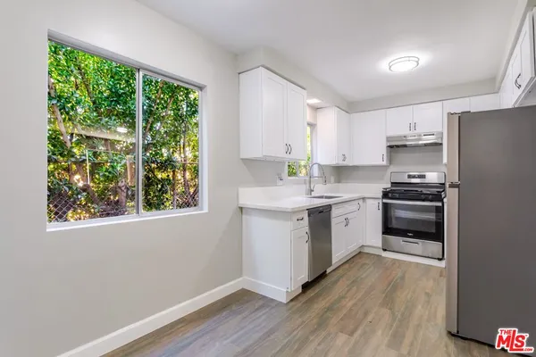 $350,000 | 420 North Market Street, Unit 15, Inglewood, CA 90302