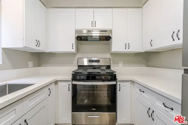 $350,000 | 420 North Market Street, Unit 15, Inglewood, CA 90302