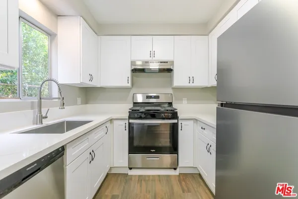 $350,000 | 420 North Market Street, Unit 15, Inglewood, CA 90302