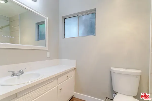 $350,000 | 420 North Market Street, Unit 15, Inglewood, CA 90302