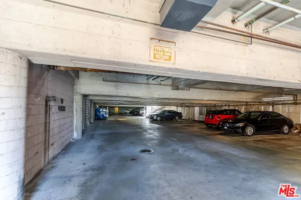 $350,000 | 420 North Market Street, Unit 15, Inglewood, CA 90302