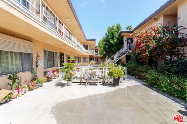$350,000 | 420 North Market Street, Unit 15, Inglewood, CA 90302