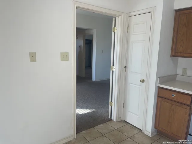 $68,000 | 6100 Woodlake Parkway, Unit 605, San Antonio, TX 78244