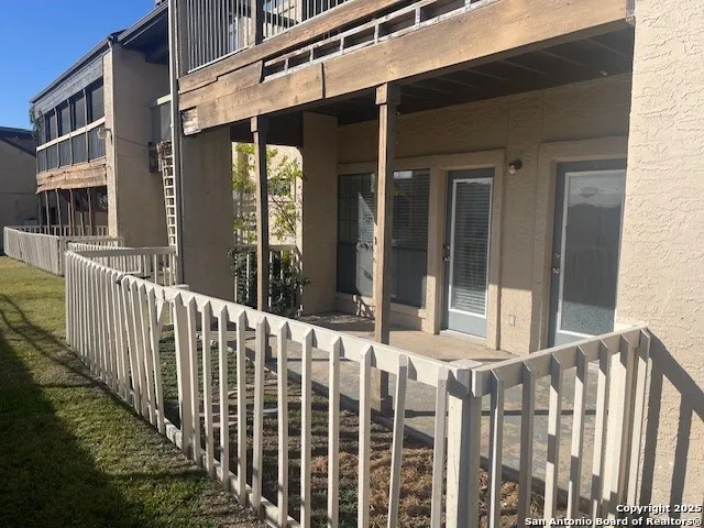 $68,000 | 6100 Woodlake Parkway, Unit 605, San Antonio, TX 78244