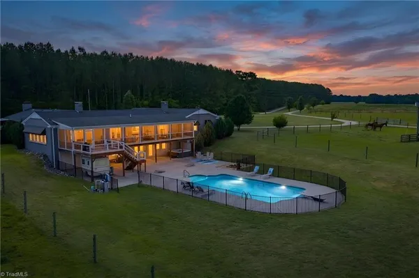 $975,000 | 1425 Hobson Road, Cleveland, NC 27013