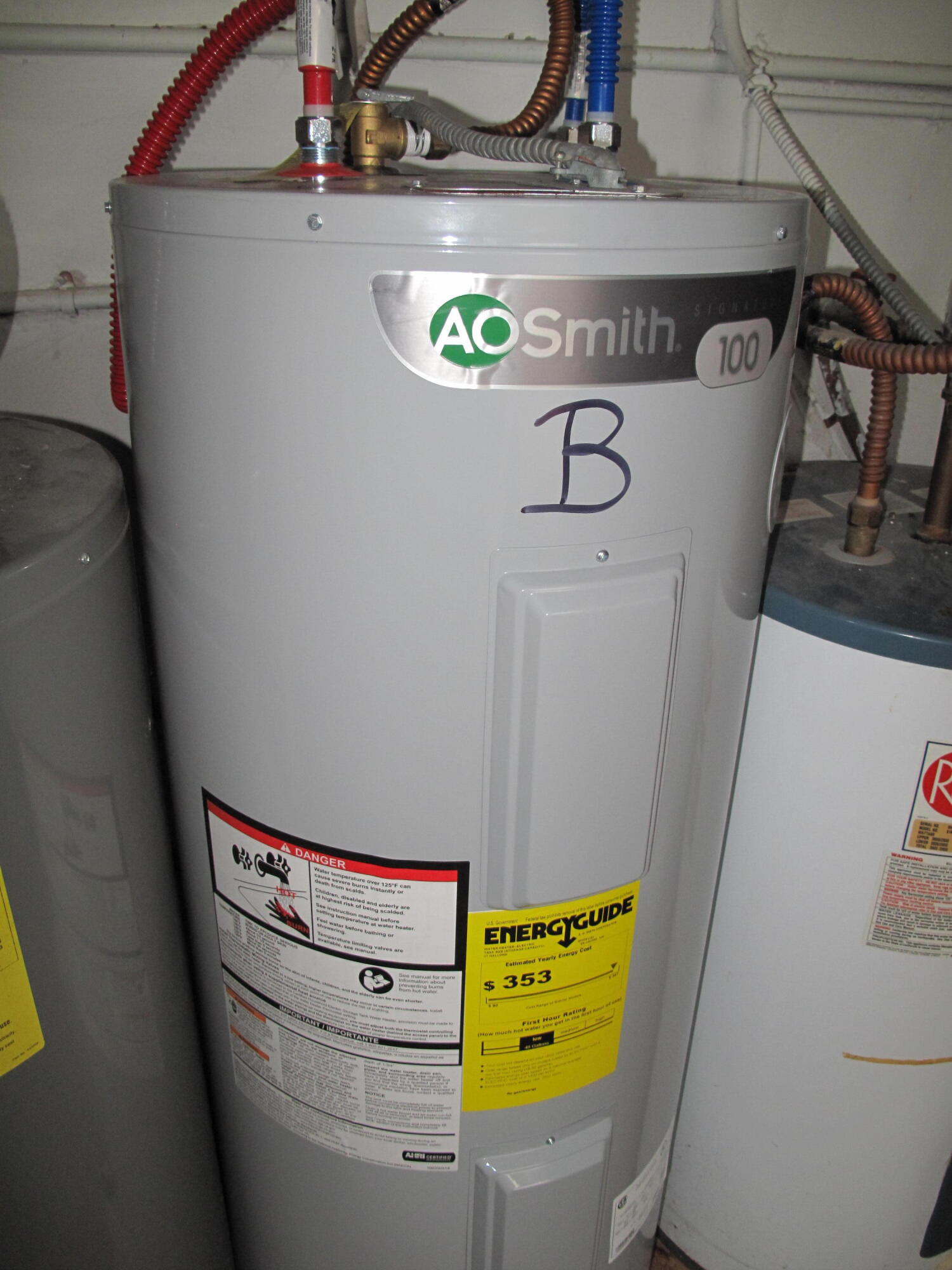 1315 High Point Way Southeast, Unit B Delray Beach, FL 33445 - Photo 27 of 41 a utility room with dryer and washer