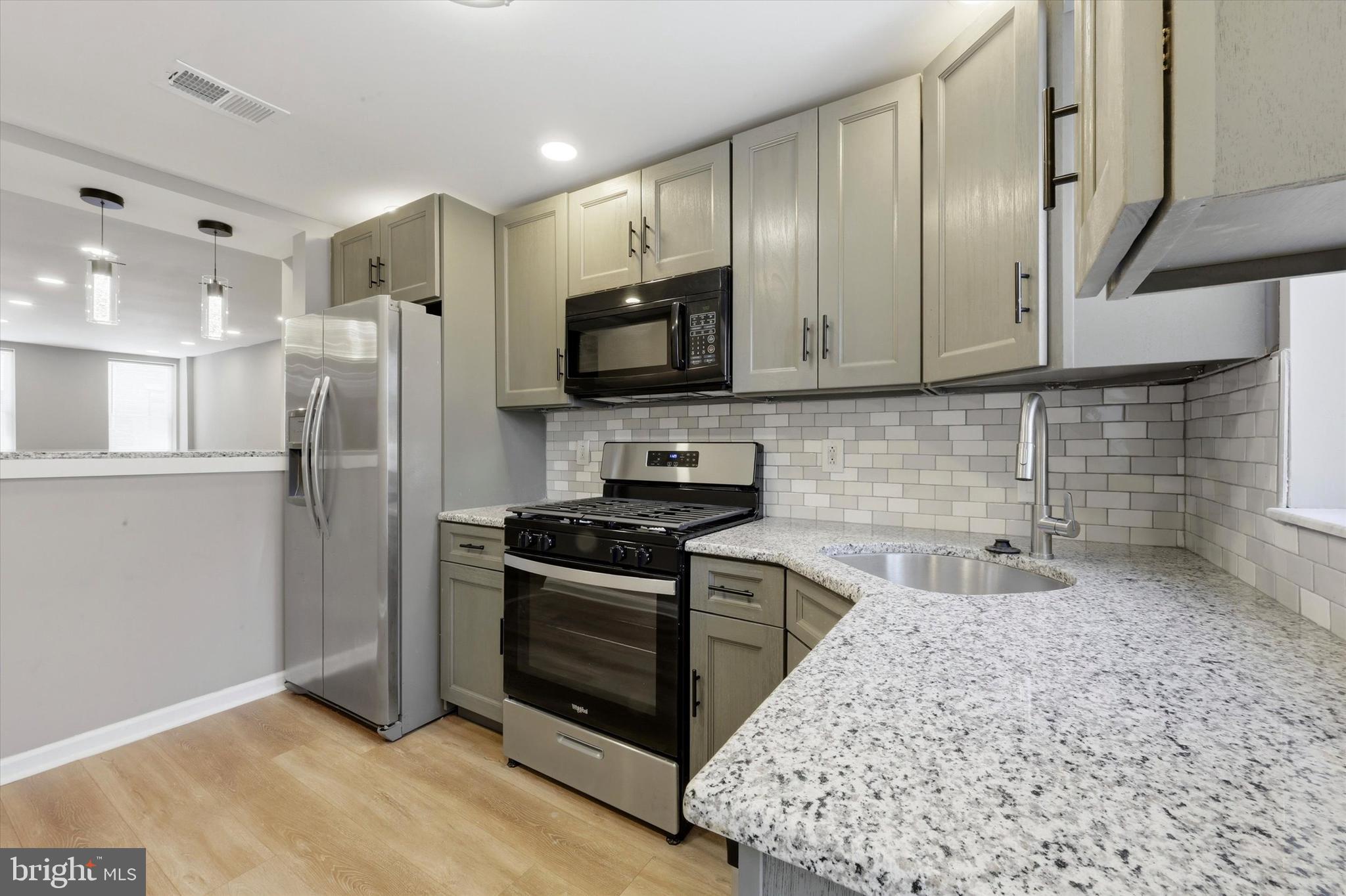 2625 Manton Street Philadelphia, PA 19146 - Photo 8 of 24