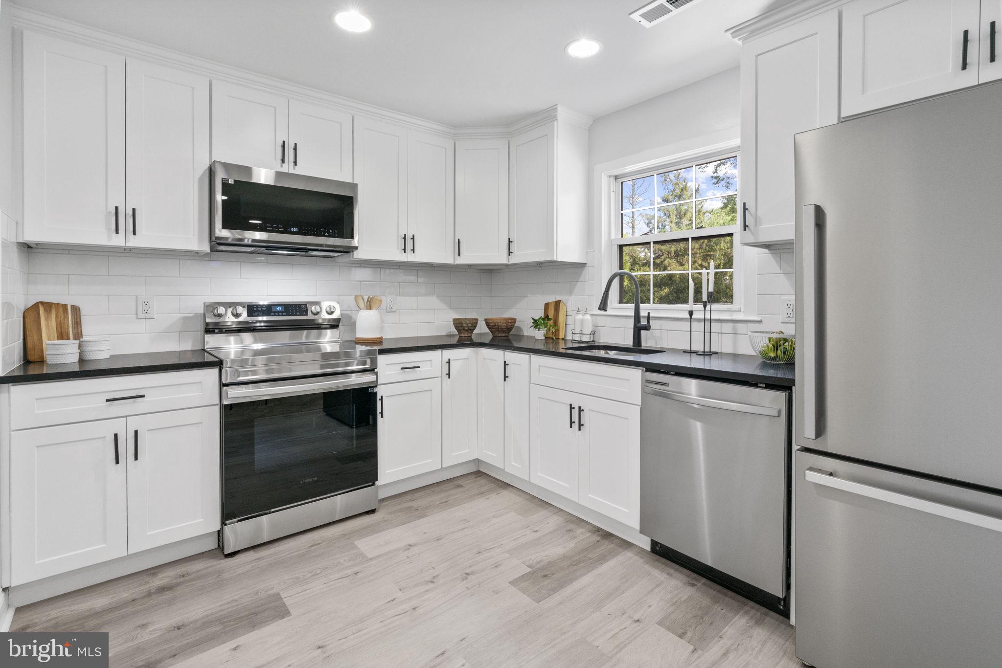 1302 Ashbridge Road West Chester, PA 19380 - Photo 2 of 53 All New Stainless Steel Appliances