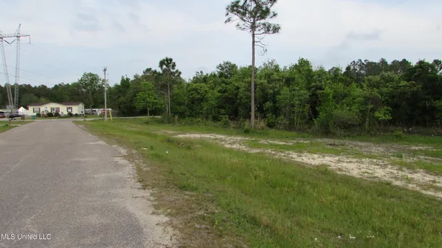$25,000 | 20085 Charred Road, Saucier, MS 39574