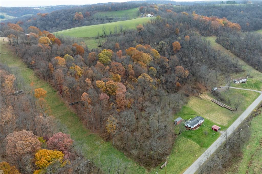 452 Sugar Run Road Waynesburg, PA 15370 - Photo 4 of 6