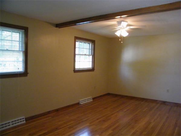 143 Davis Road Dracut, MA 01826 - Photo 13 of 18 Gallery Image 13