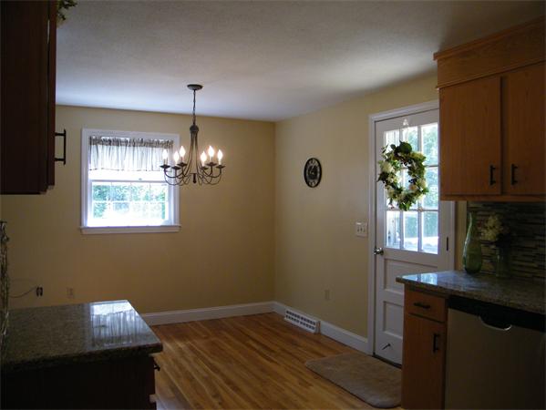 143 Davis Road Dracut, MA 01826 - Photo 5 of 18 Gallery Image 5