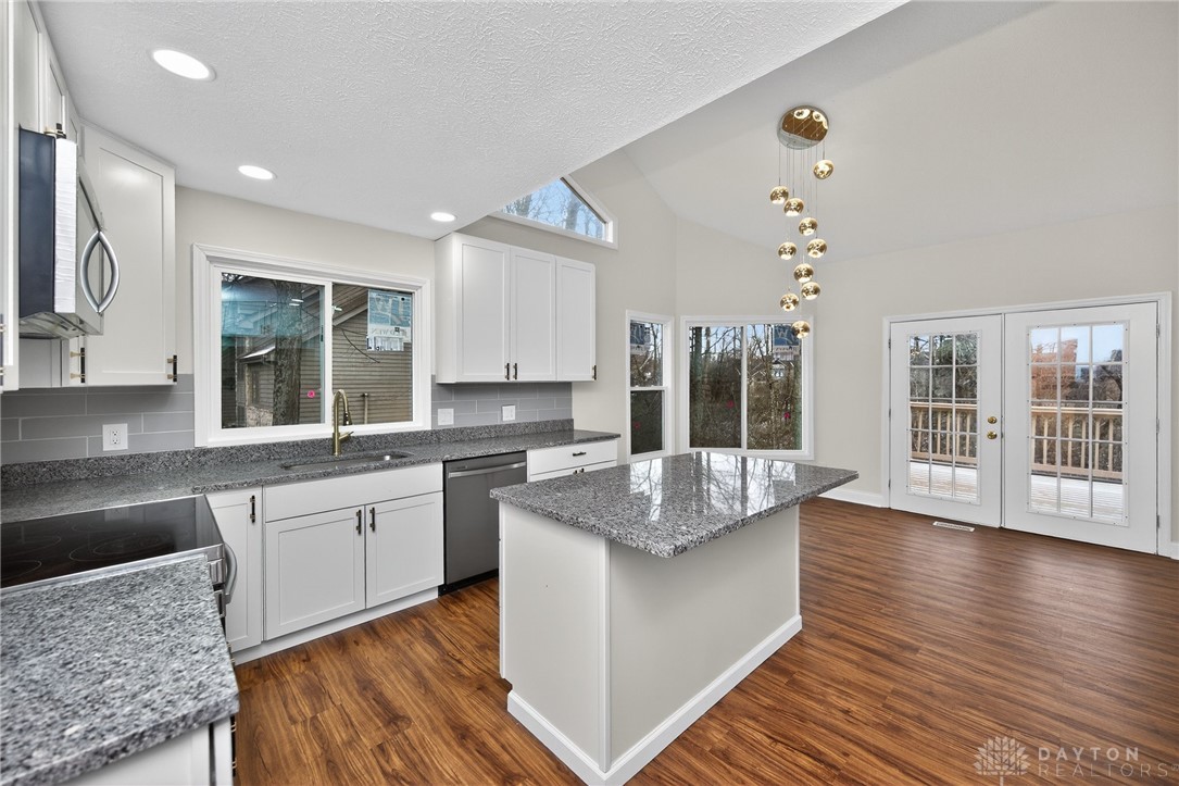 811 Wind Bluff Point Springboro, OH 45066 - Photo 21 of 70