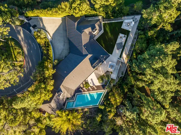 $80,000 | 1120 El Retiro Way, Beverly Hills, CA 90210