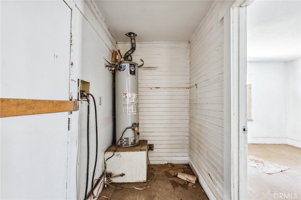 518 A Street Needles, CA 92363 - Photo 20 of 49 a view of a storage & utility room