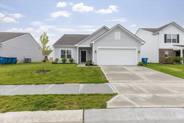 $299,900 | 1484 Littleleaf Drive, Sheridan, IN 46069