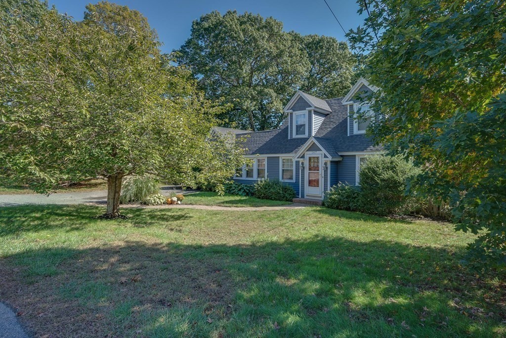 147 Dalton Road Chelmsford, MA 01824 - Photo 2 of 40 Gallery Image 2