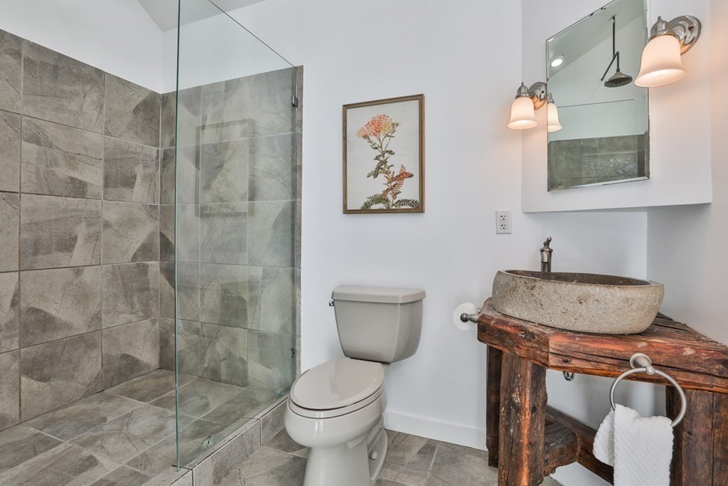 147 Dalton Road Chelmsford, MA 01824 - Photo 30 of 40 Gallery Image 30