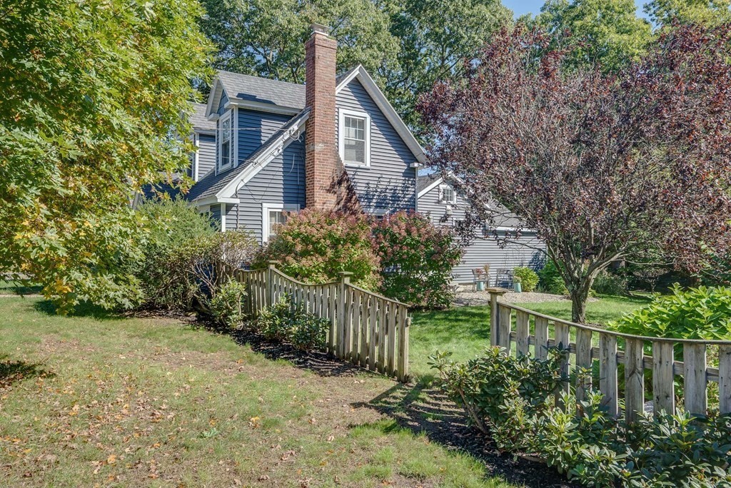 147 Dalton Road Chelmsford, MA 01824 - Photo 3 of 40 Gallery Image 3