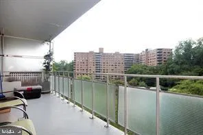 $2,450 | 4201 Cathedral Avenue Northwest, Unit 621E, Washington, DC 20016