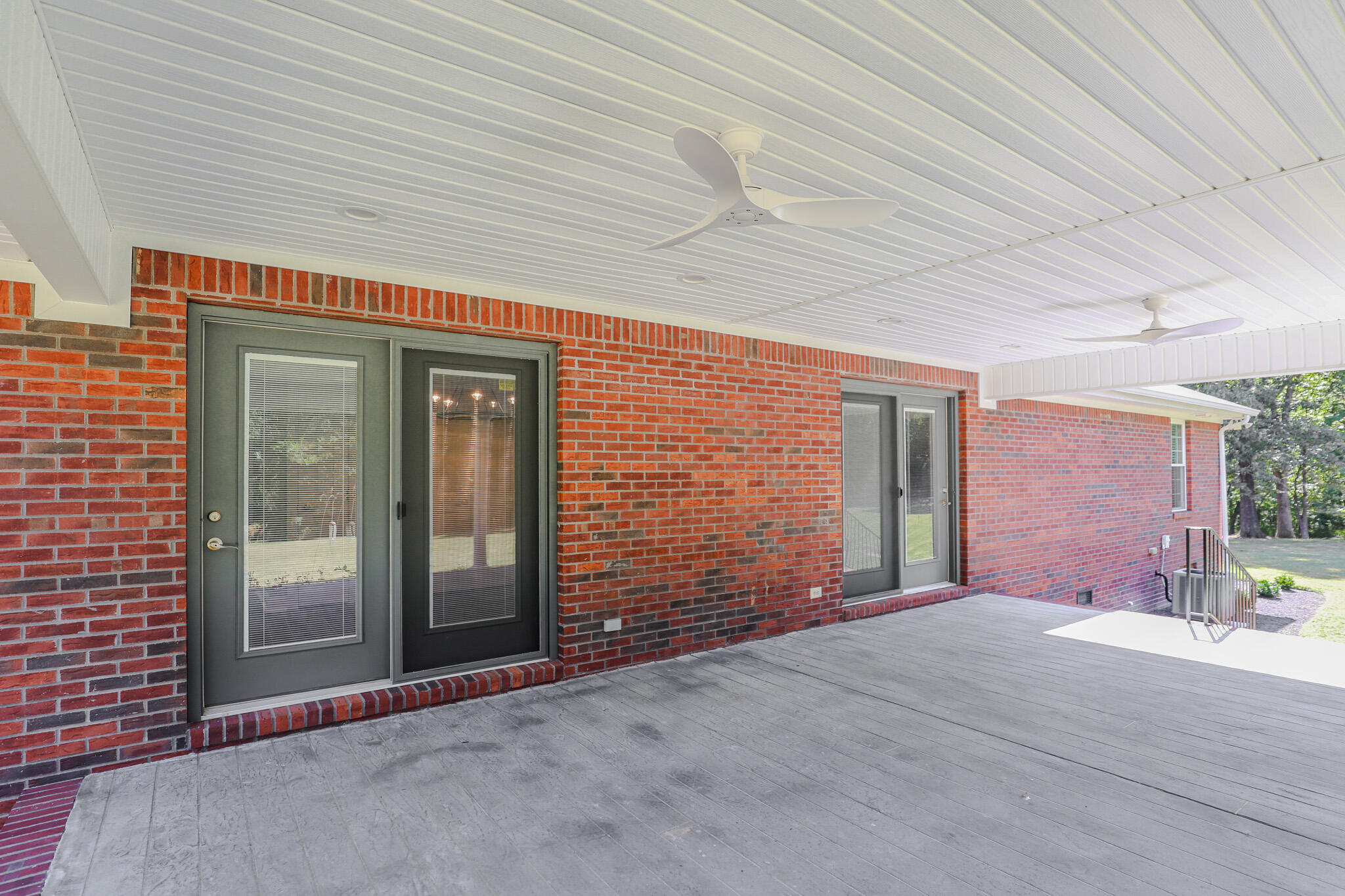 875 Mayfield Metropolis Road Paducah, KY 42001 - Photo 25 of 59 Both Units