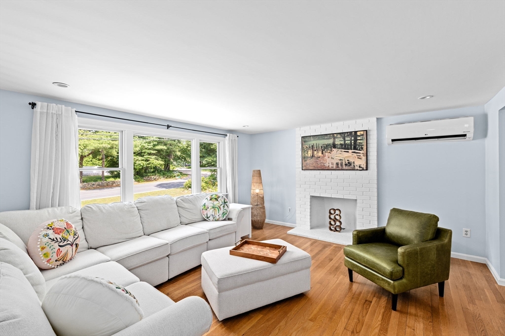 16 Old Oaken Bucket Road Norwell, MA 02061 - Photo 4 of 25