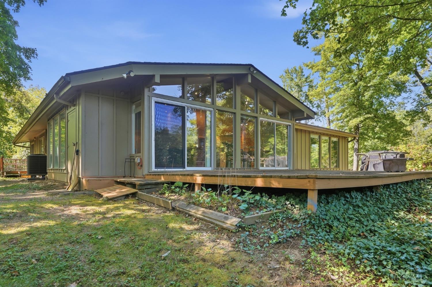 1875 Wolfangel Road Cincinnati, OH 45230 - Photo 27 of 75 Expansive deck off the living room.