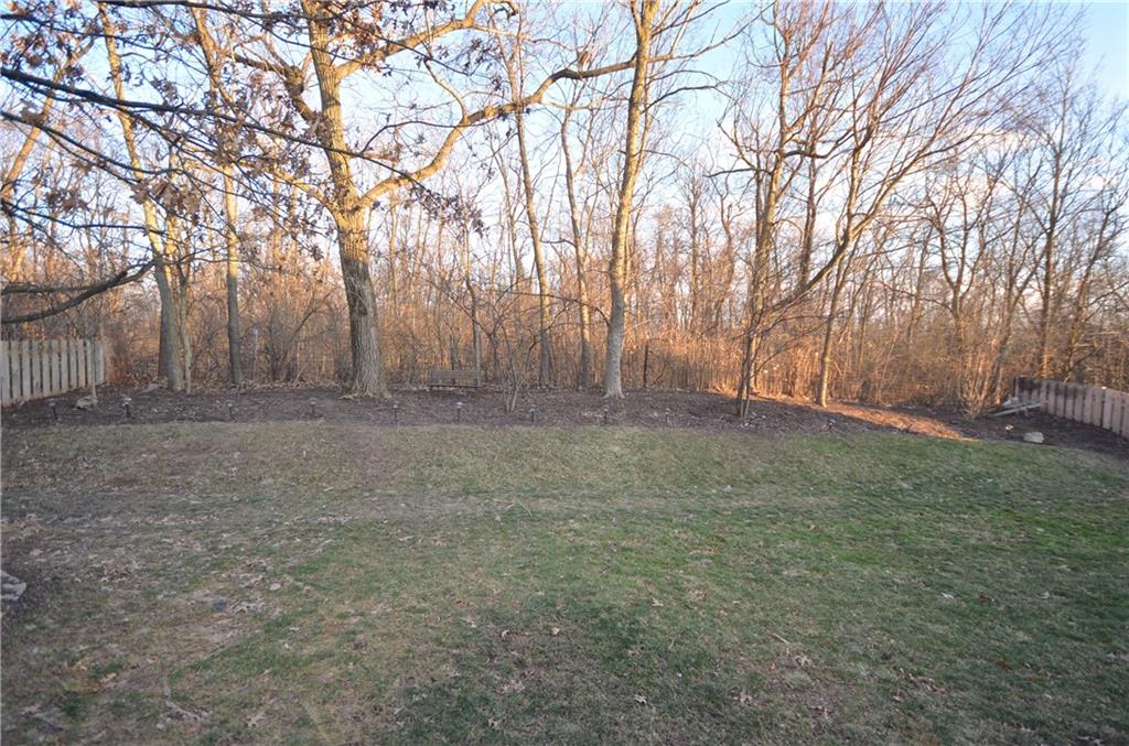 10765 Thistle Ridge Fishers, IN 46038 - Photo 18 of 20 Gallery Image 18