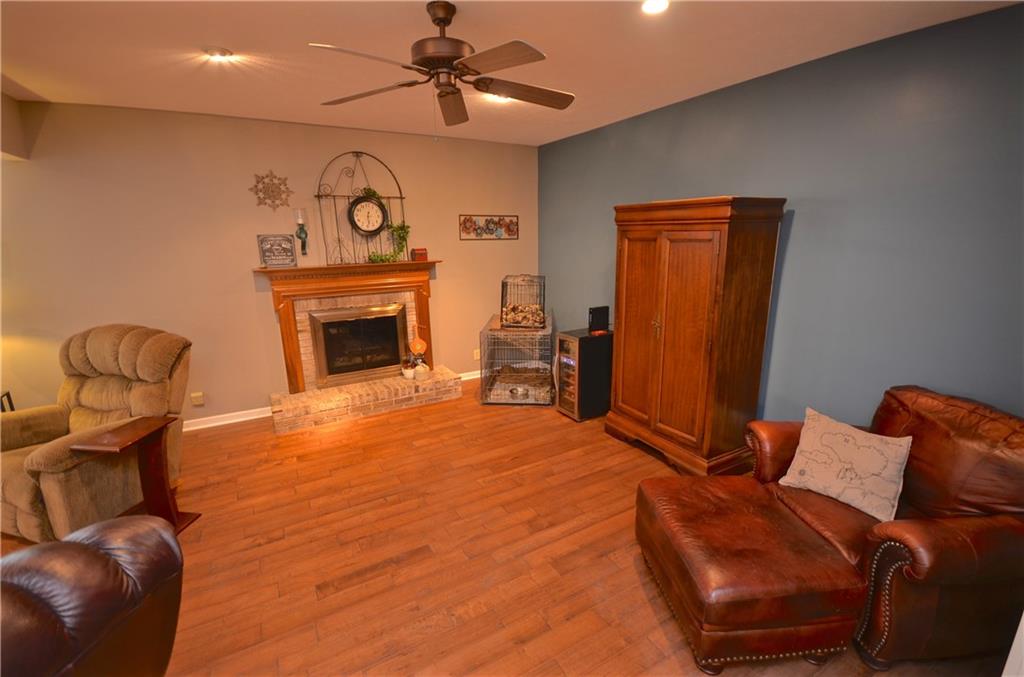 10765 Thistle Ridge Fishers, IN 46038 - Photo 3 of 20 Gallery Image 3