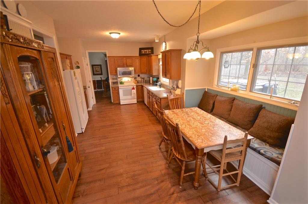 10765 Thistle Ridge Fishers, IN 46038 - Photo 4 of 20 Gallery Image 4