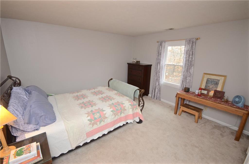 10765 Thistle Ridge Fishers, IN 46038 - Photo 9 of 20 Gallery Image 9