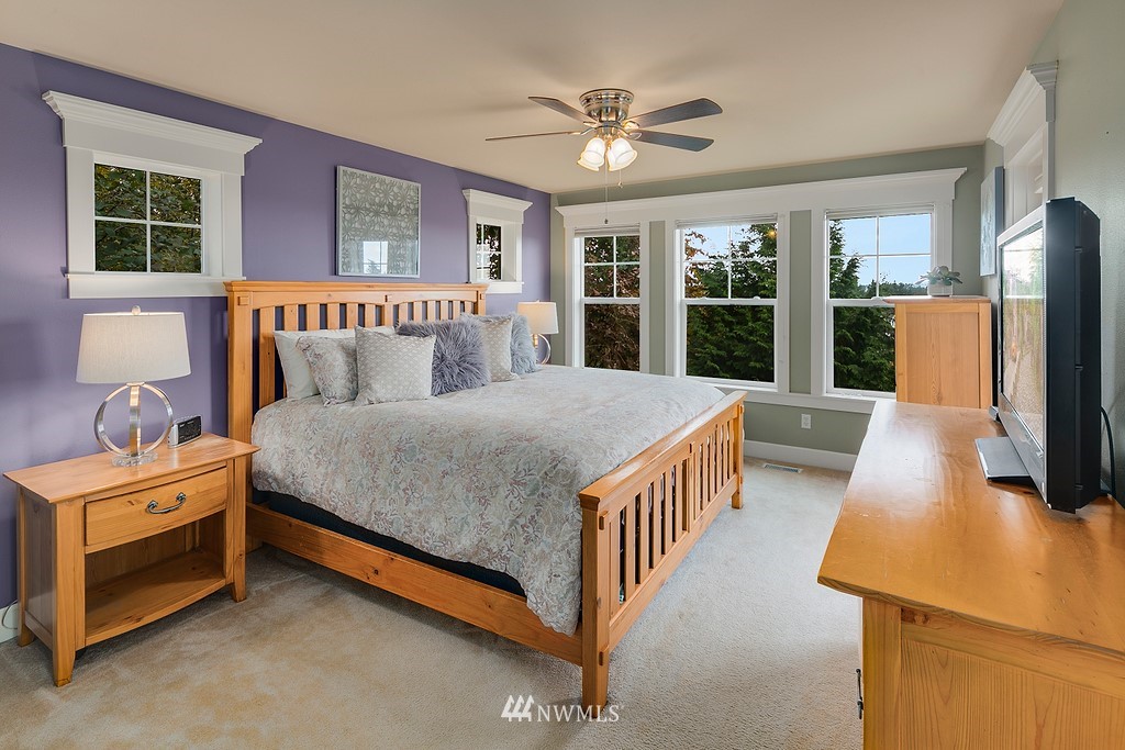17004 Parkside Way Southeast Renton, WA 98058 - Photo 14 of 24