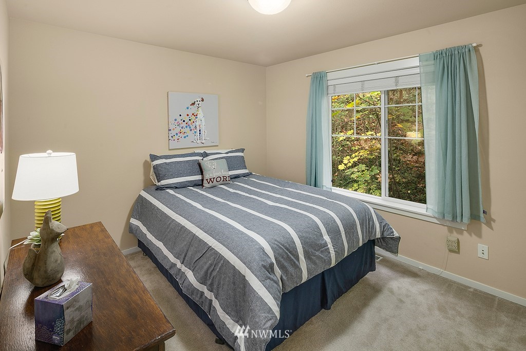 17004 Parkside Way Southeast Renton, WA 98058 - Photo 18 of 24
