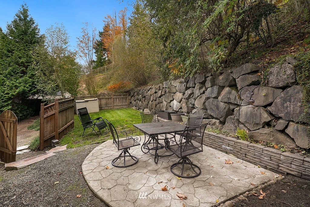 17004 Parkside Way Southeast Renton, WA 98058 - Photo 23 of 24