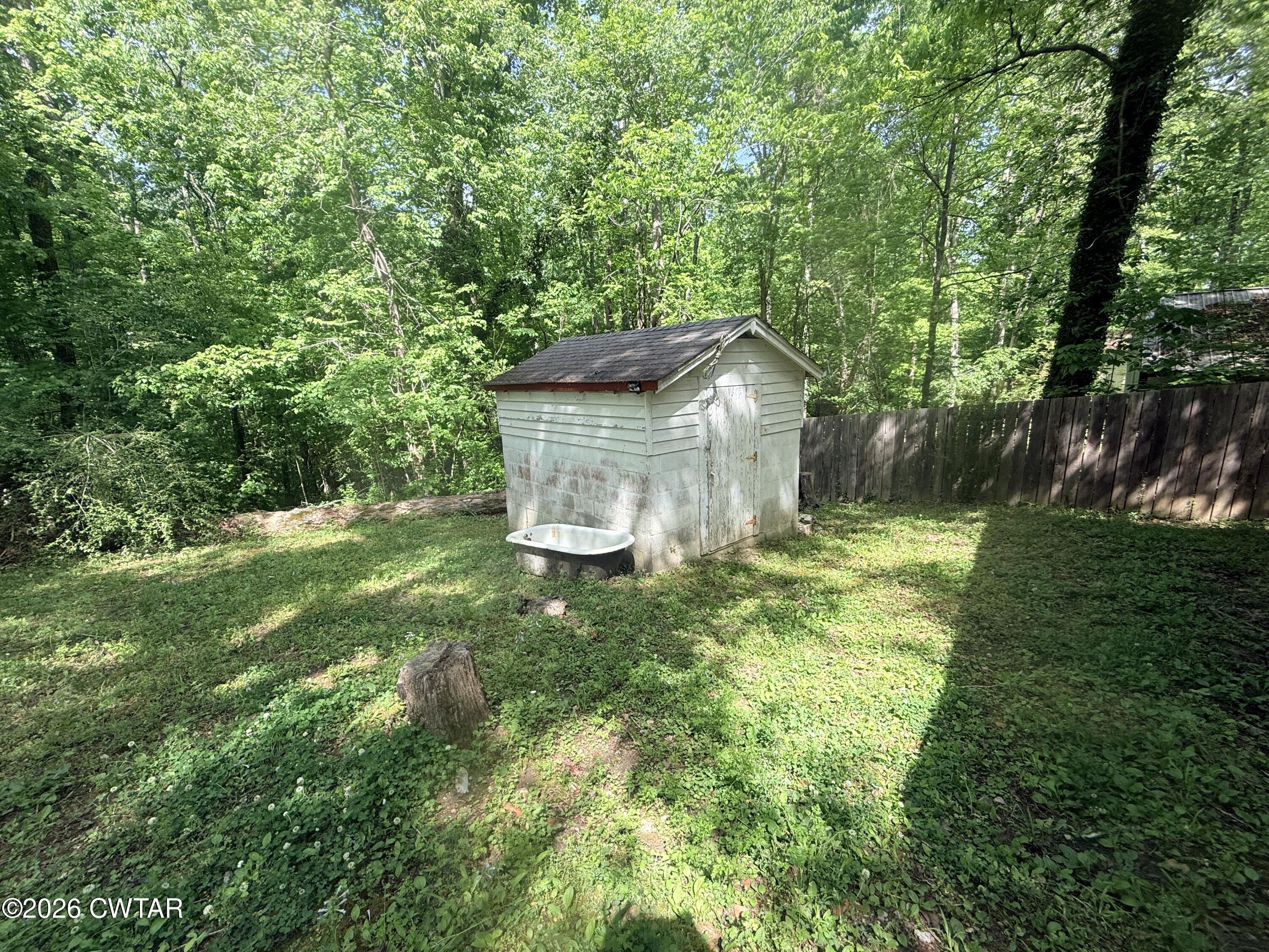 133 Maxine Nelson Road Parsons, TN 38363 - Photo 17 of 19 a view of a outdoor space