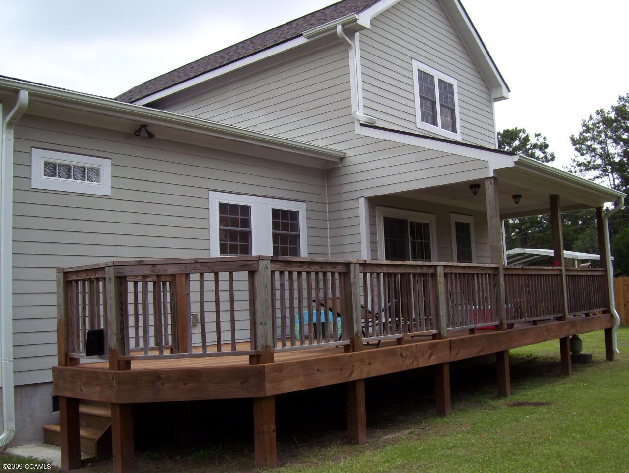 3864 Freedom Way Hubert, NC 28539 - Photo 17 of 18 Covered deck