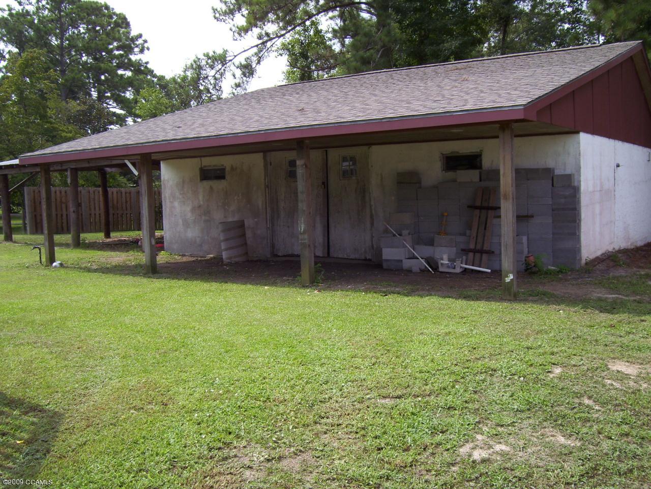 3864 Freedom Way Hubert, NC 28539 - Photo 3 of 18 Storage & Shelter