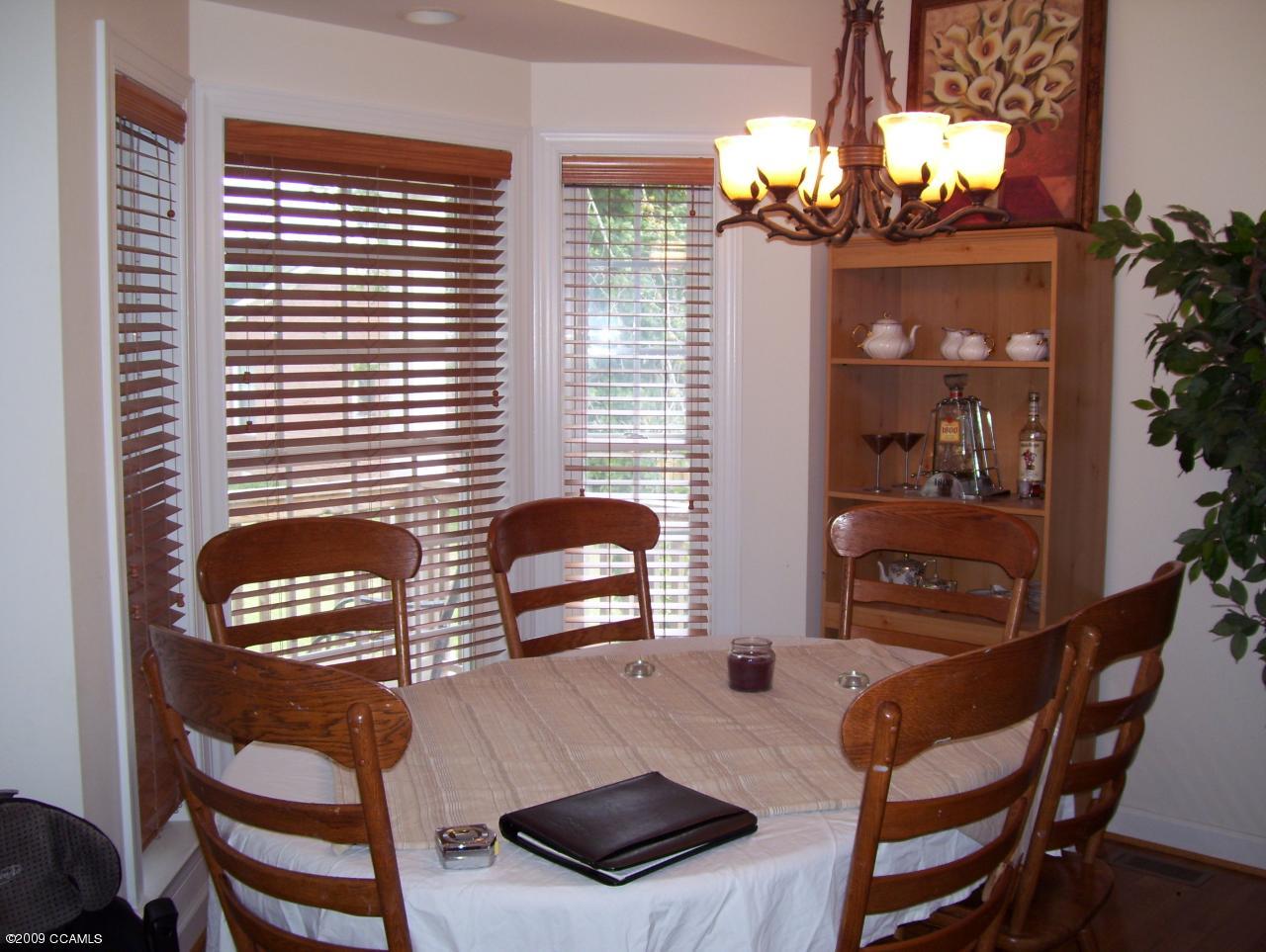 3864 Freedom Way Hubert, NC 28539 - Photo 4 of 18 Dining