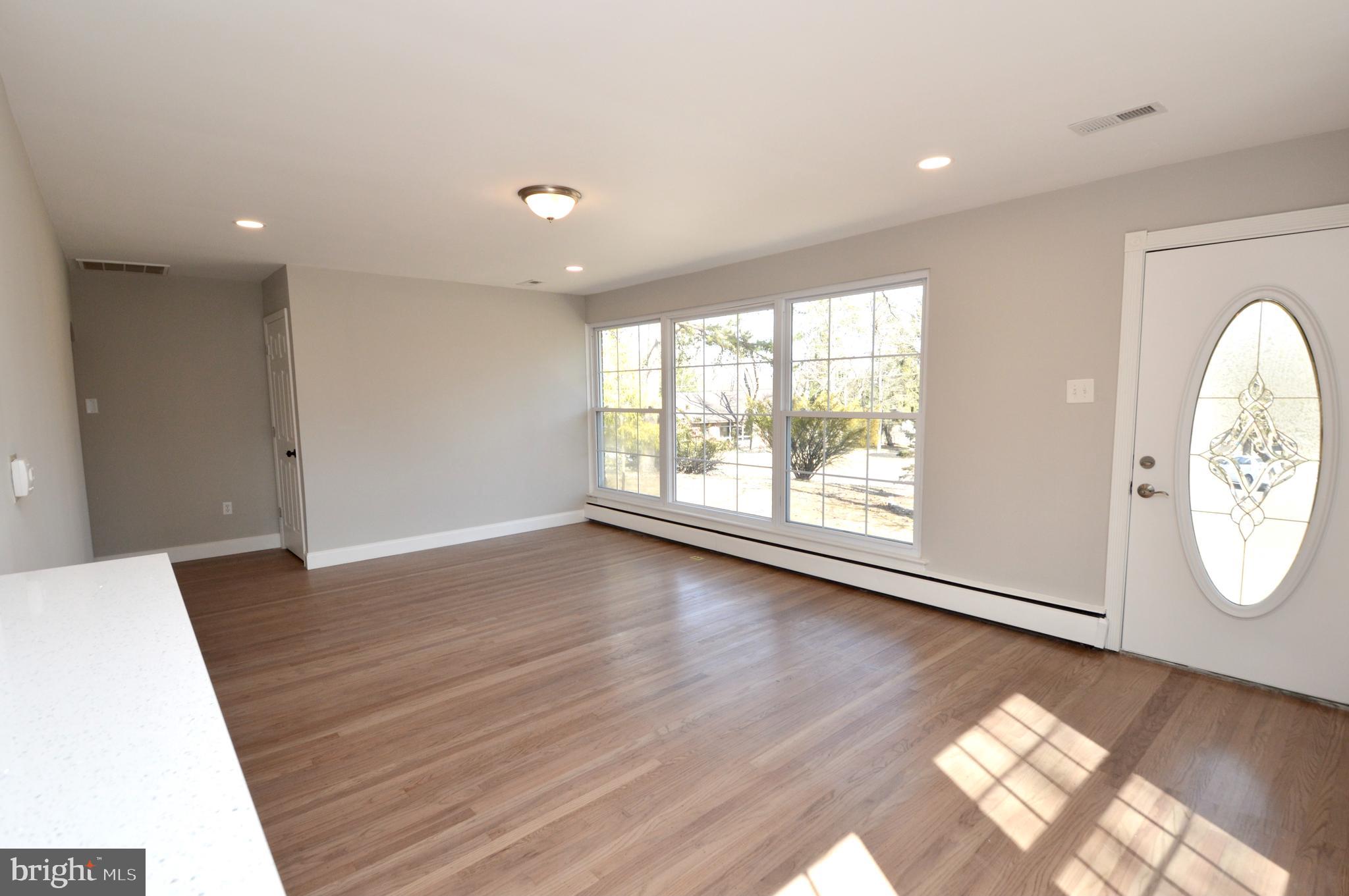 42 Sunset Drive Voorhees, NJ 08043 - Photo 3 of 25