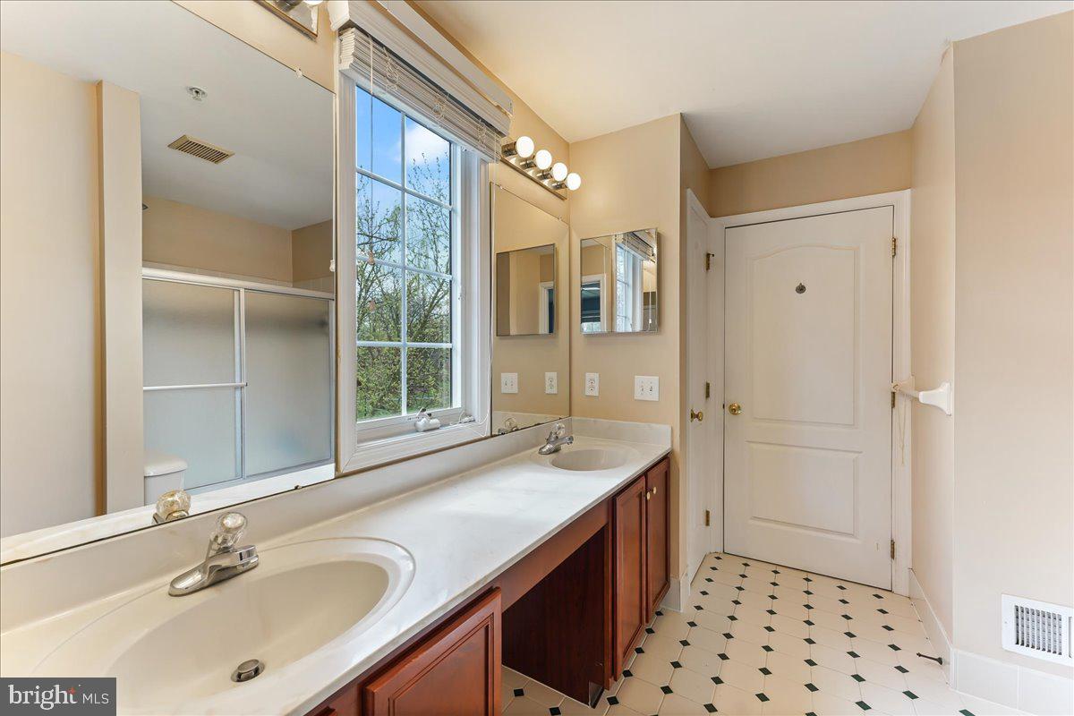 213 Green Valley Road Exton, PA 19341 - Photo 29 of 47 Gallery Image 29