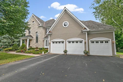 $614,900 | 406 Catkins Way, Cary, IL 60013