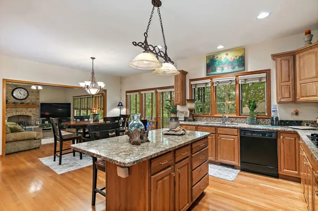 $614,900 | 406 Catkins Way, Cary, IL 60013