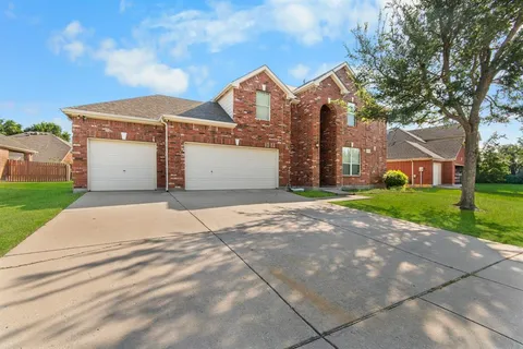 $550,000 | 2404 Dawn Mist Drive, Little Elm, TX 75068