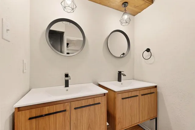 $395,000 | 1620 Drexel Drive, Irving, TX 75061